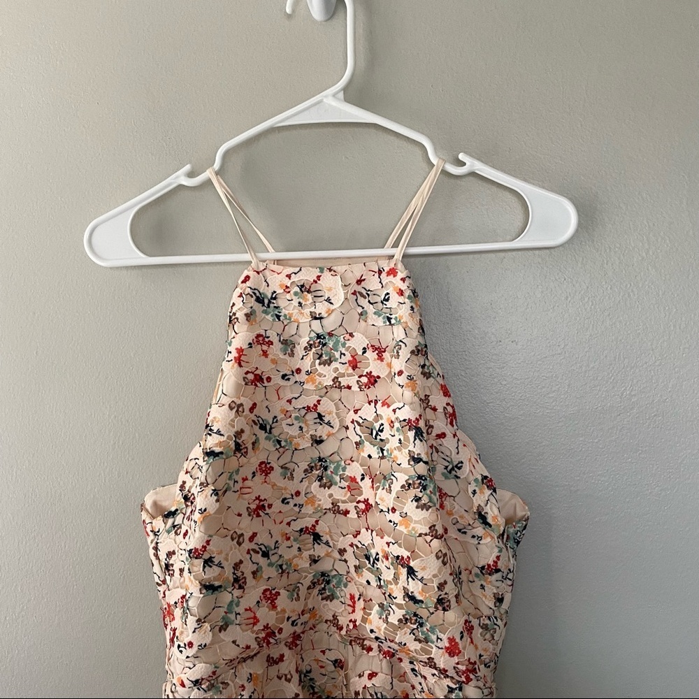Tularosa Floral Lace Crochet Dress - Picture 4 of 11